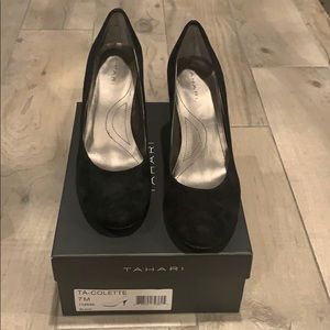 Tahari Suede Pumps